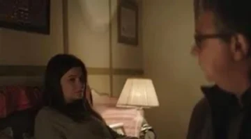 يسرا اللوزي تقدم مشهد الإسعافات الأولية لجرعة زائدة في “كان ياما كان”